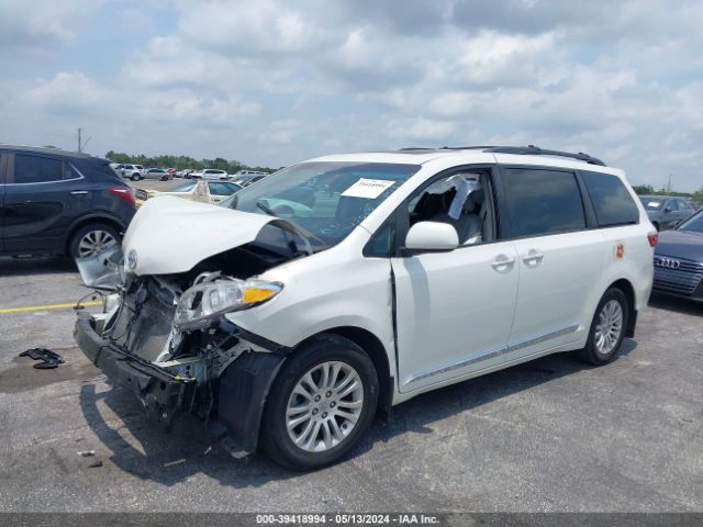 Photo 1 VIN: 5TDYZ3DC0HS797583 - TOYOTA SIENNA 