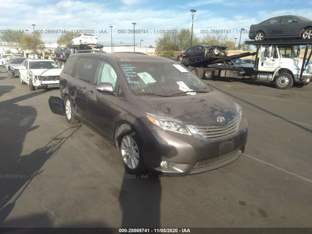 Photo 0 VIN: 5TDYZ3DC0HS820313 - TOYOTA SIENNA 