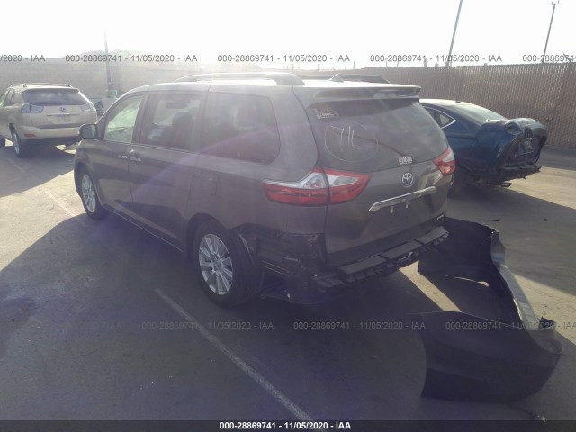 Photo 2 VIN: 5TDYZ3DC0HS820313 - TOYOTA SIENNA 