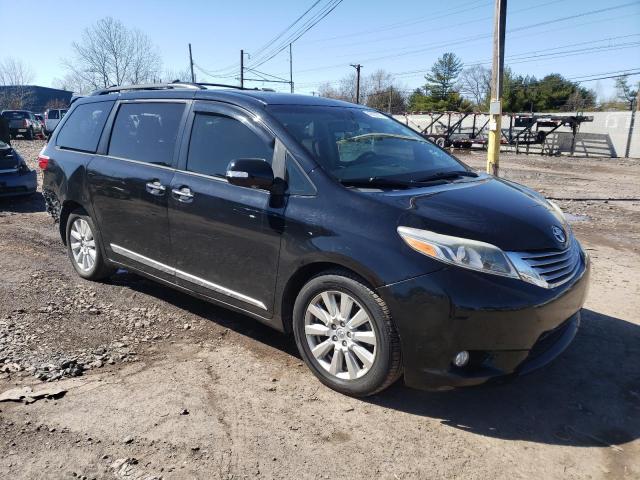 Photo 3 VIN: 5TDYZ3DC0HS831747 - TOYOTA SIENNA XLE 