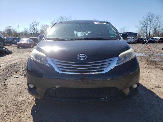 Photo 4 VIN: 5TDYZ3DC0HS831747 - TOYOTA SIENNA XLE 