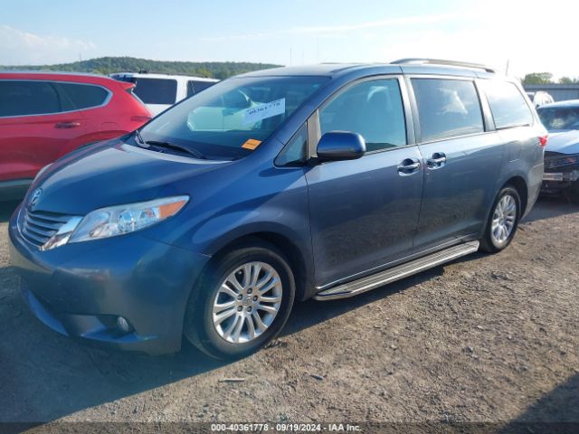 Photo 1 VIN: 5TDYZ3DC0HS833952 - TOYOTA SIENNA 