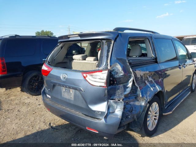 Photo 5 VIN: 5TDYZ3DC0HS833952 - TOYOTA SIENNA 