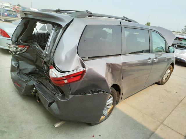 Photo 3 VIN: 5TDYZ3DC0HS837788 - TOYOTA SIENNA XLE 