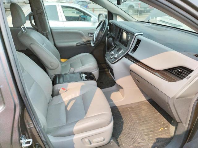 Photo 4 VIN: 5TDYZ3DC0HS837788 - TOYOTA SIENNA XLE 