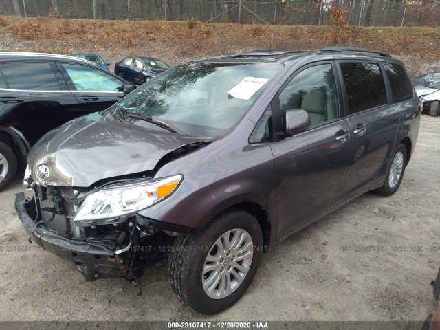 Photo 1 VIN: 5TDYZ3DC0HS875117 - TOYOTA SIENNA 