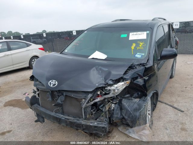 Photo 5 VIN: 5TDYZ3DC0HS877594 - TOYOTA SIENNA 