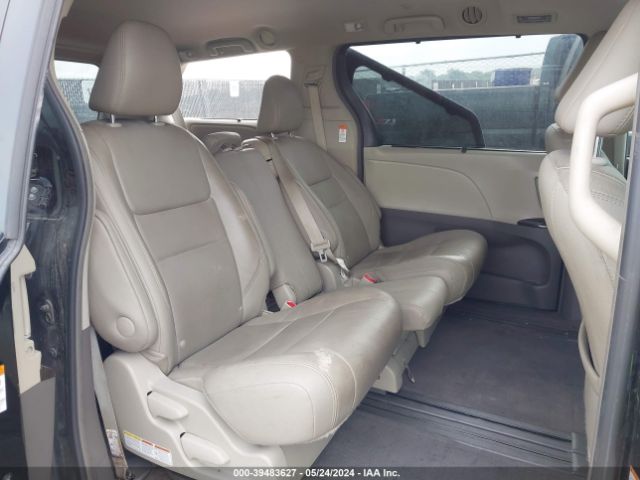 Photo 7 VIN: 5TDYZ3DC0HS877594 - TOYOTA SIENNA 