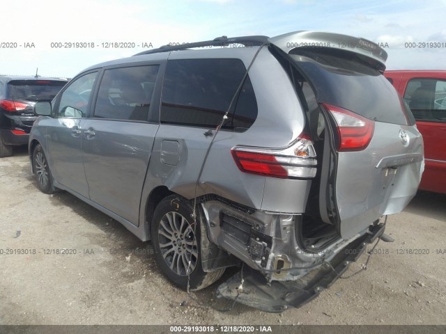 Photo 2 VIN: 5TDYZ3DC0JS901639 - TOYOTA SIENNA 