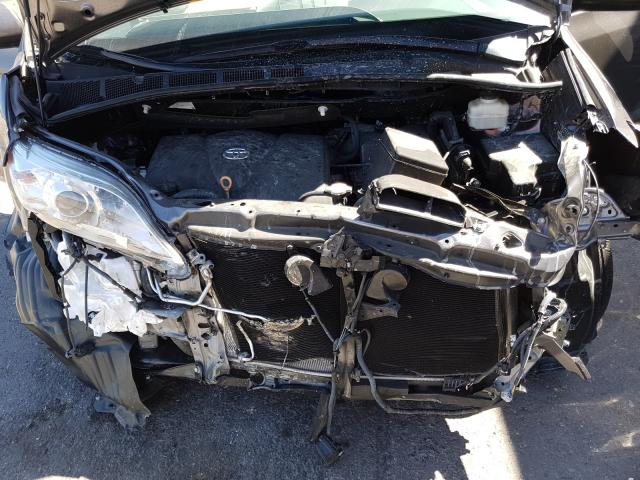 Photo 6 VIN: 5TDYZ3DC0JS922278 - TOYOTA SIENNA XLE 