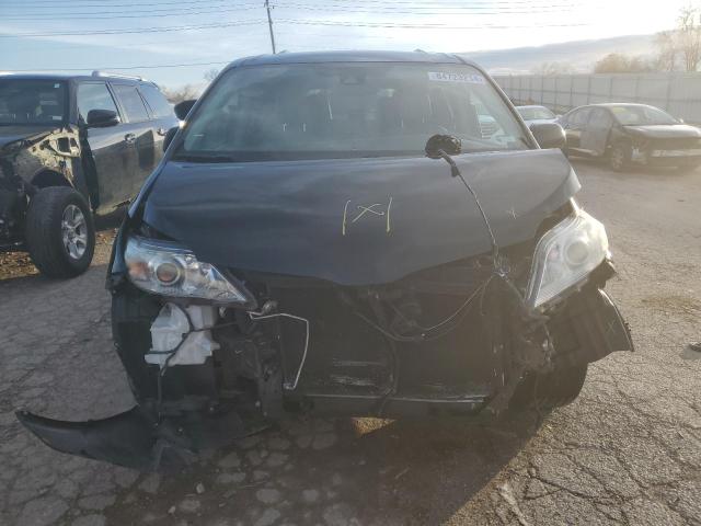 Photo 4 VIN: 5TDYZ3DC0JS928727 - TOYOTA SIENNA XLE 