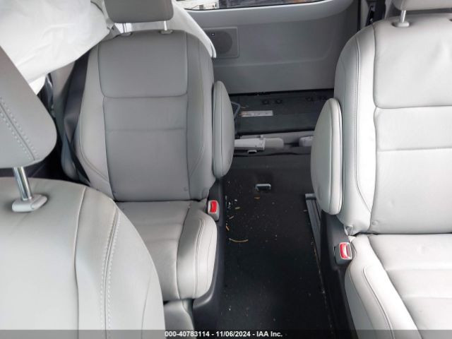 Photo 7 VIN: 5TDYZ3DC0JS932731 - TOYOTA SIENNA 