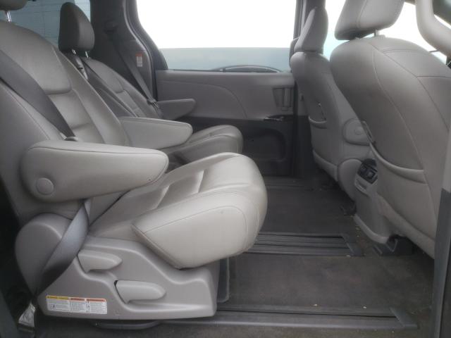 Photo 5 VIN: 5TDYZ3DC0JS940294 - TOYOTA SIENNA XLE 