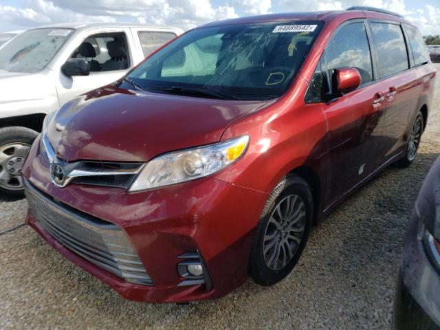 Photo 1 VIN: 5TDYZ3DC0JS959699 - TOYOTA SIENNA XLE 