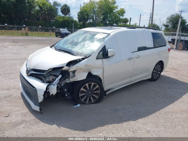 Photo 1 VIN: 5TDYZ3DC0KS015855 - TOYOTA SIENNA 