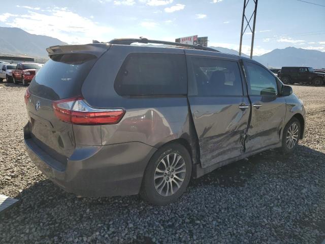 Photo 2 VIN: 5TDYZ3DC0KS966458 - TOYOTA SIENNA XLE 