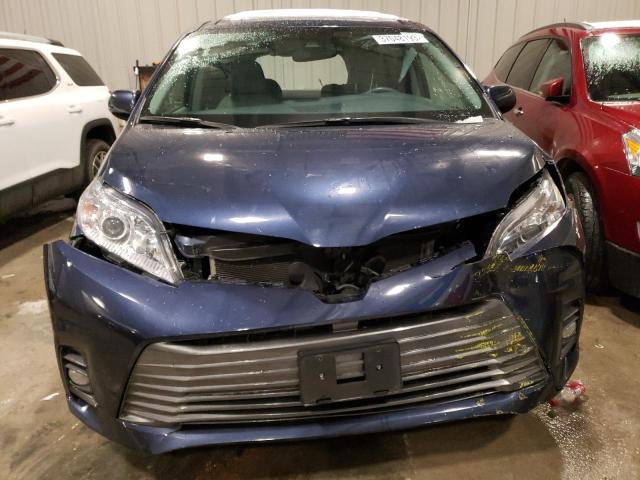 Photo 4 VIN: 5TDYZ3DC0KS970901 - TOYOTA SIENNA XLE 