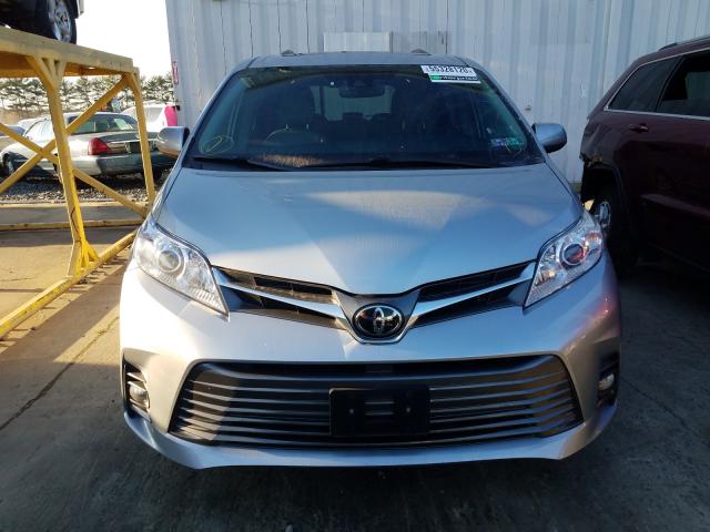 Photo 8 VIN: 5TDYZ3DC0KS975984 - TOYOTA SIENNA XLE 