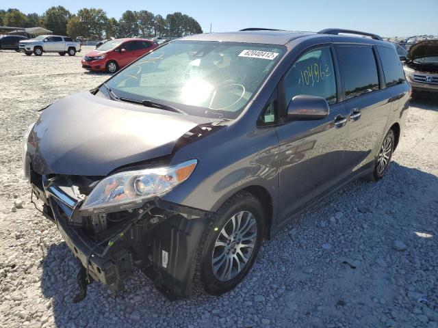 Photo 1 VIN: 5TDYZ3DC0KS976519 - TOYOTA SIENNA XLE 