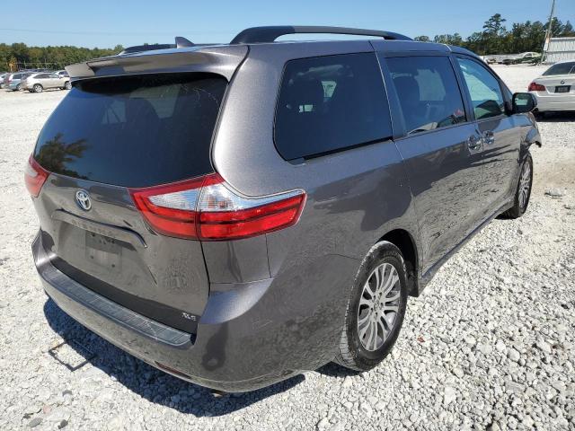 Photo 3 VIN: 5TDYZ3DC0KS976519 - TOYOTA SIENNA XLE 