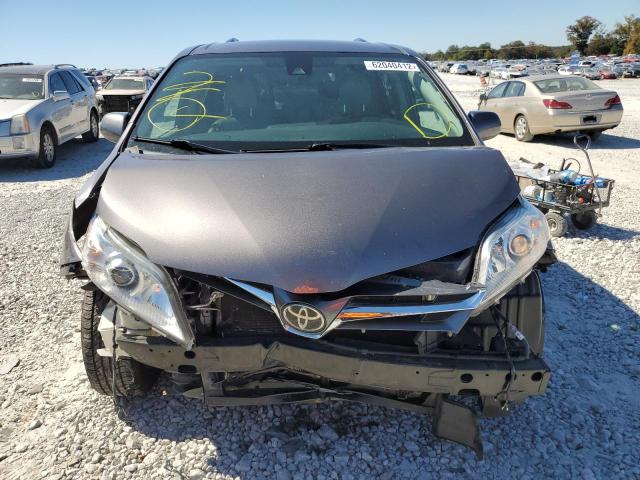 Photo 8 VIN: 5TDYZ3DC0KS976519 - TOYOTA SIENNA XLE 