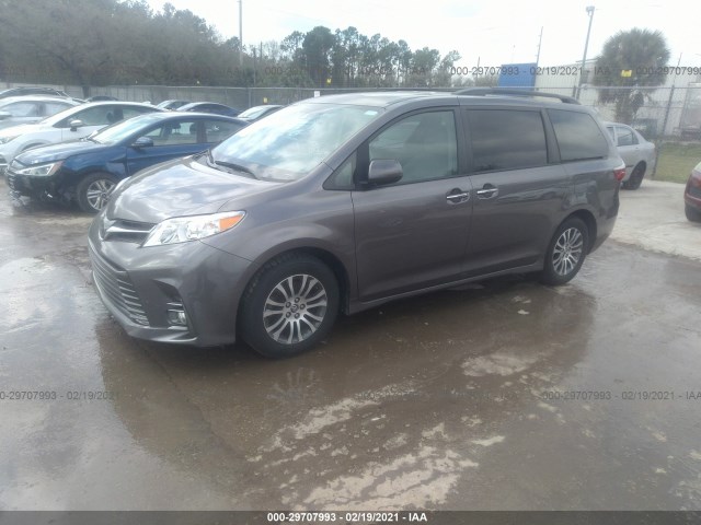 Photo 1 VIN: 5TDYZ3DC0KS977749 - TOYOTA SIENNA 