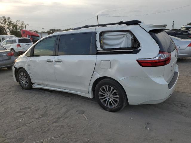 Photo 1 VIN: 5TDYZ3DC0LS022810 - TOYOTA SIENNA XLE 