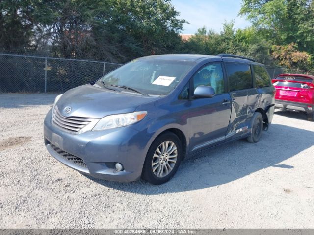 Photo 1 VIN: 5TDYZ3DC1HS767427 - TOYOTA SIENNA 