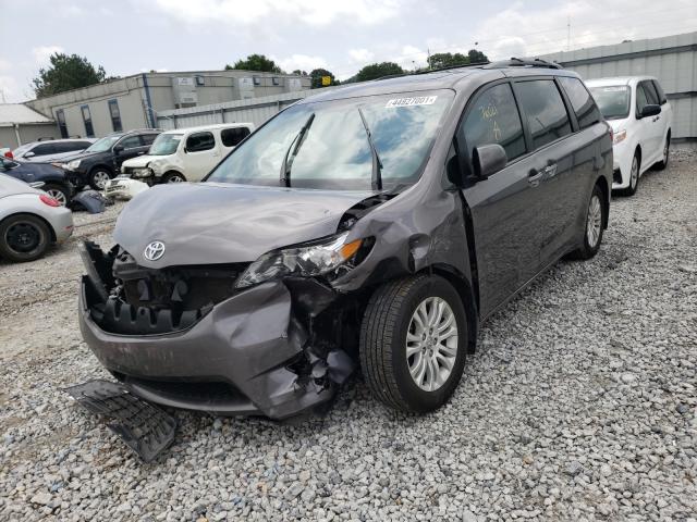 Photo 1 VIN: 5TDYZ3DC1HS768254 - TOYOTA SIENNA XLE 