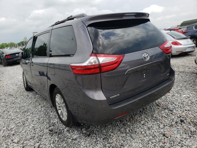 Photo 2 VIN: 5TDYZ3DC1HS768254 - TOYOTA SIENNA XLE 