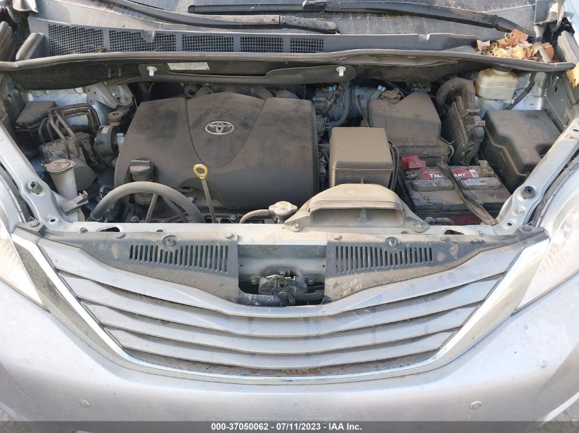 Photo 9 VIN: 5TDYZ3DC1HS772255 - TOYOTA SIENNA 