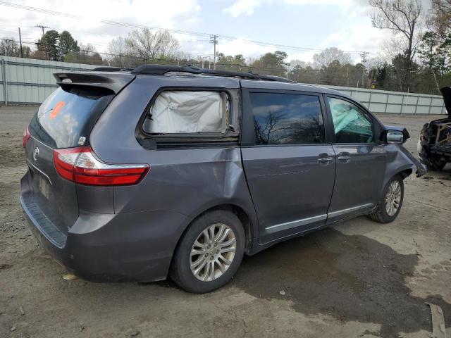 Photo 2 VIN: 5TDYZ3DC1HS773941 - TOYOTA SIENNA XLE 