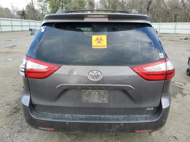 Photo 5 VIN: 5TDYZ3DC1HS773941 - TOYOTA SIENNA XLE 