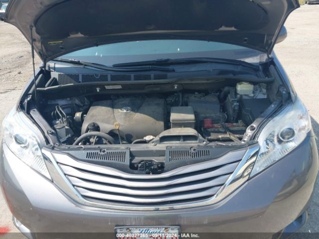 Photo 9 VIN: 5TDYZ3DC1HS794580 - TOYOTA SIENNA 