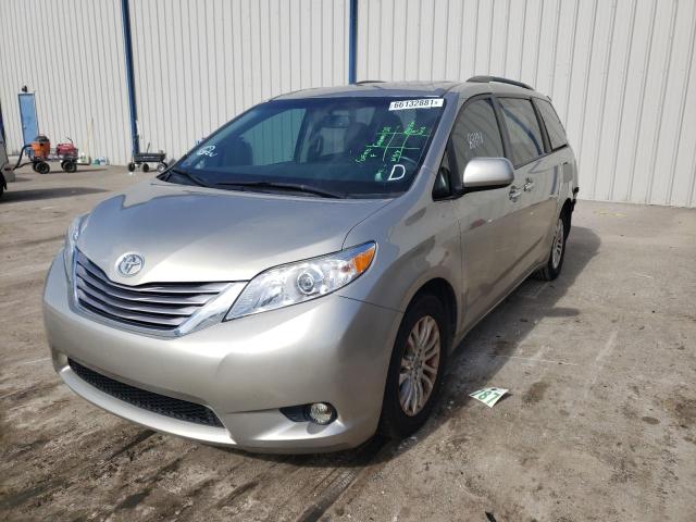 Photo 1 VIN: 5TDYZ3DC1HS801270 - TOYOTA SIENNA XLE 