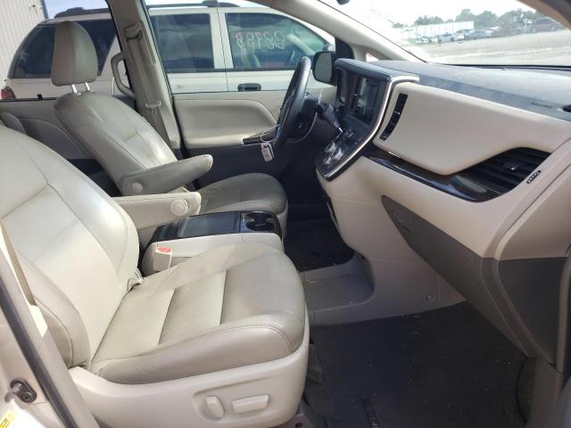 Photo 4 VIN: 5TDYZ3DC1HS801270 - TOYOTA SIENNA XLE 