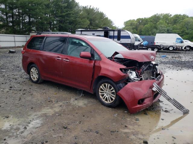 Photo 3 VIN: 5TDYZ3DC1HS811121 - TOYOTA SIENNA XLE 