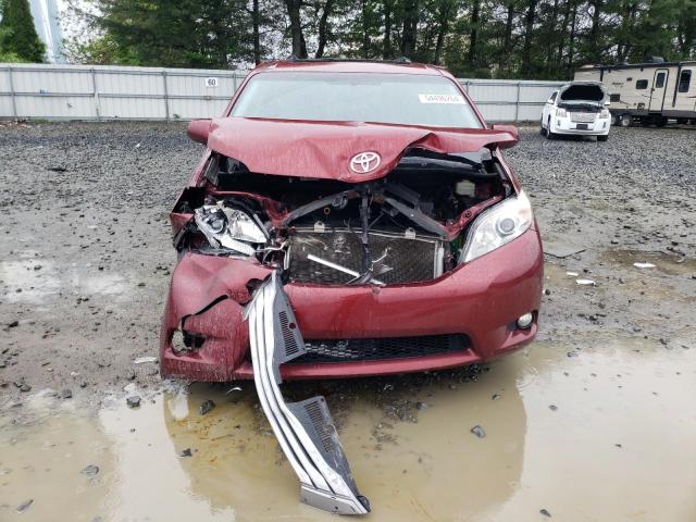 Photo 4 VIN: 5TDYZ3DC1HS811121 - TOYOTA SIENNA XLE 