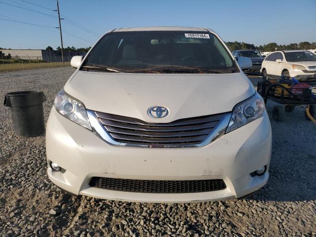 Photo 4 VIN: 5TDYZ3DC1HS823298 - TOYOTA SIENNA XLE 