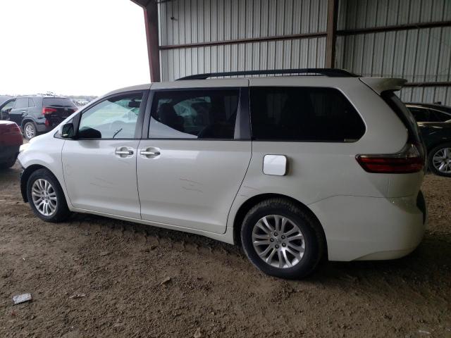 Photo 1 VIN: 5TDYZ3DC1HS825388 - TOYOTA SIENNA XLE 