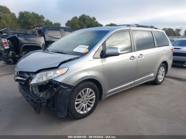 Photo 1 VIN: 5TDYZ3DC1HS835385 - TOYOTA SIENNA 