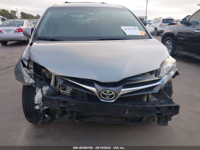 Photo 5 VIN: 5TDYZ3DC1HS835385 - TOYOTA SIENNA 