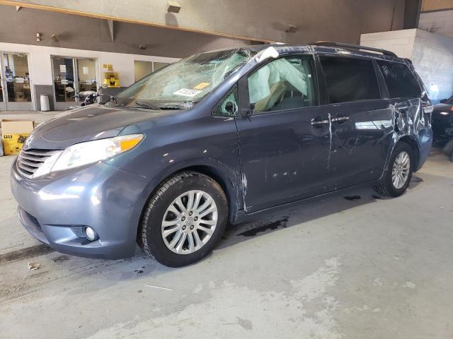 Photo 0 VIN: 5TDYZ3DC1HS836231 - TOYOTA SIENNA XLE 