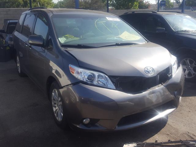 Photo 0 VIN: 5TDYZ3DC1HS860965 - TOYOTA SIENNA XLE 