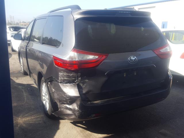 Photo 2 VIN: 5TDYZ3DC1HS860965 - TOYOTA SIENNA XLE 