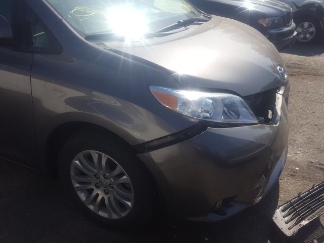 Photo 8 VIN: 5TDYZ3DC1HS860965 - TOYOTA SIENNA XLE 