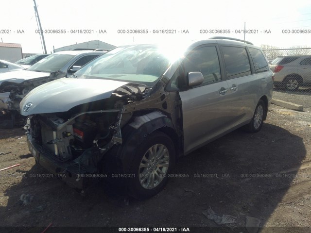 Photo 1 VIN: 5TDYZ3DC1HS899460 - TOYOTA SIENNA 