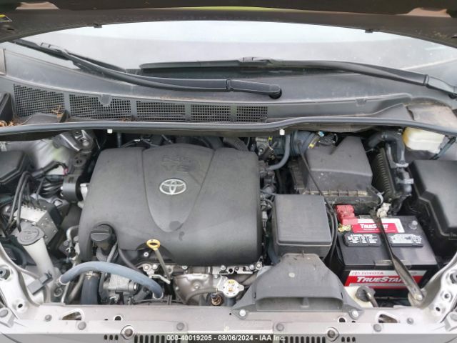 Photo 9 VIN: 5TDYZ3DC1JS905389 - TOYOTA SIENNA 