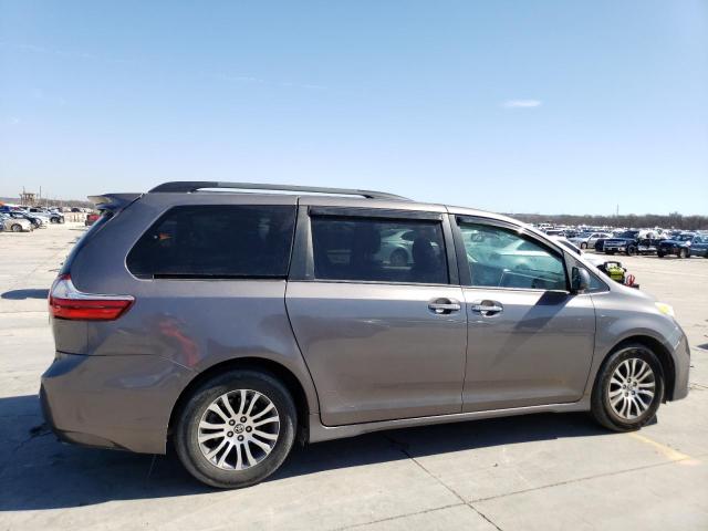 Photo 2 VIN: 5TDYZ3DC1JS910463 - TOYOTA SIENNA 