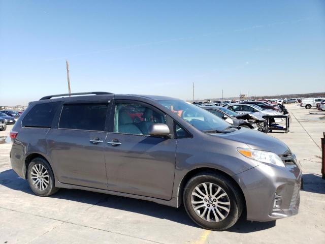 Photo 3 VIN: 5TDYZ3DC1JS910463 - TOYOTA SIENNA 